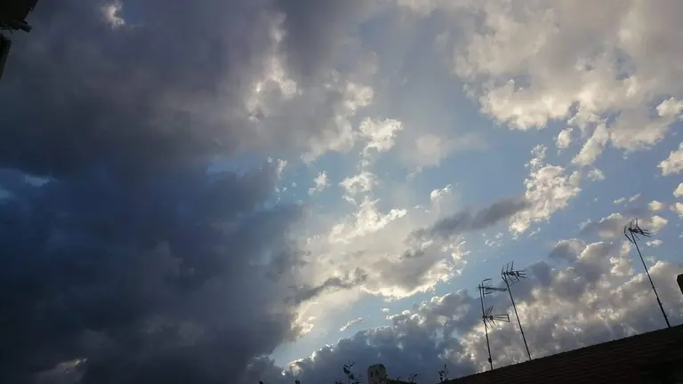 Nubes sobre Riotinto.