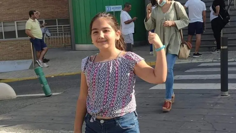 1E5C0677-89EB-477D-A463-75FAD2AA049C