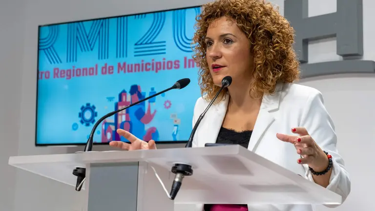 Mar&iacute;a Eugenia Lim&oacute;n, presidenta de la Diputaci&oacute;n de Huelva.