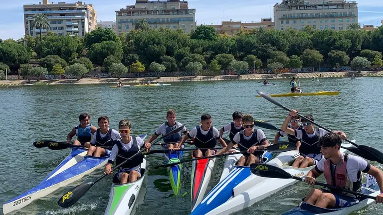 Equipo de pirag&uuml;ismo del Real Club Mar&iacute;timo de Huelva