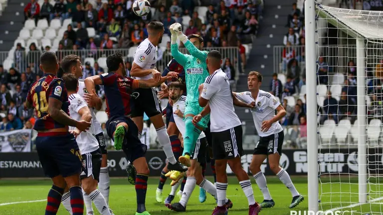 José Antonio Caro en acción.