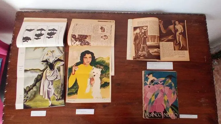 Imagen de ilustradoras en la exposición de Campofrío