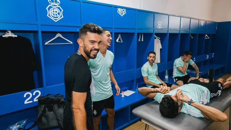 Arjona en el vestuario albiazul.