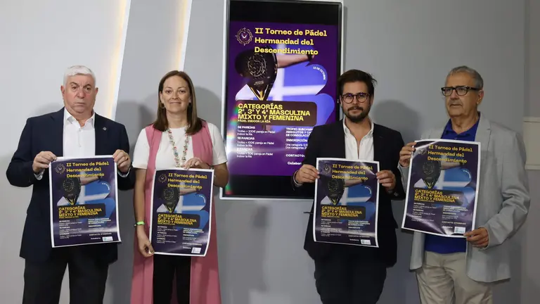 Presentaci&oacute;n del Torneo de P&aacute;del de la Hermandad del Descendimiento