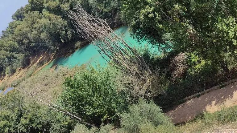La instant&aacute;nea muestra el inusual color de las aguas del R&iacute;o Tinto