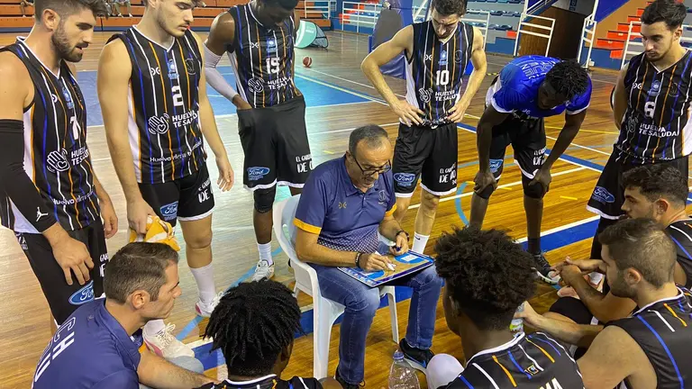 Gabriel Carrasco en un tiempo muerto.