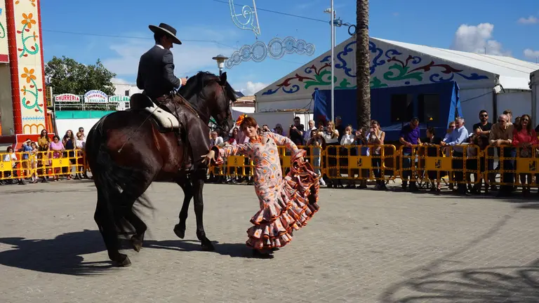 Espect&aacute;culo Ecuestre en la Feria de Bonares