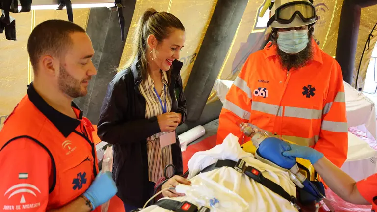La delegada de la JUnta en el ejercicio simulado.