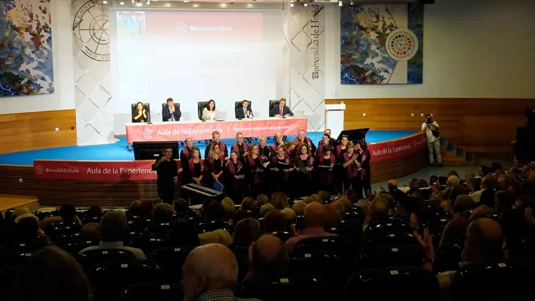 Momento del acto institucional de apertura del curso acad&eacute;mico