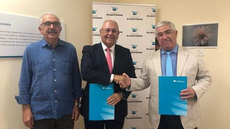 D87714F5-F933-4EB4-8C86-0E364E7EC910