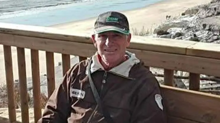 877A4F87-C04C-4726-BFB1-9B29814582F2