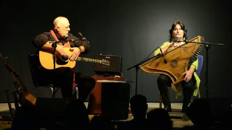 EECF5D1B-5E42-4D9D-B2BE-7B025F71015F