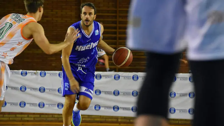 Javi Montaner en acción.