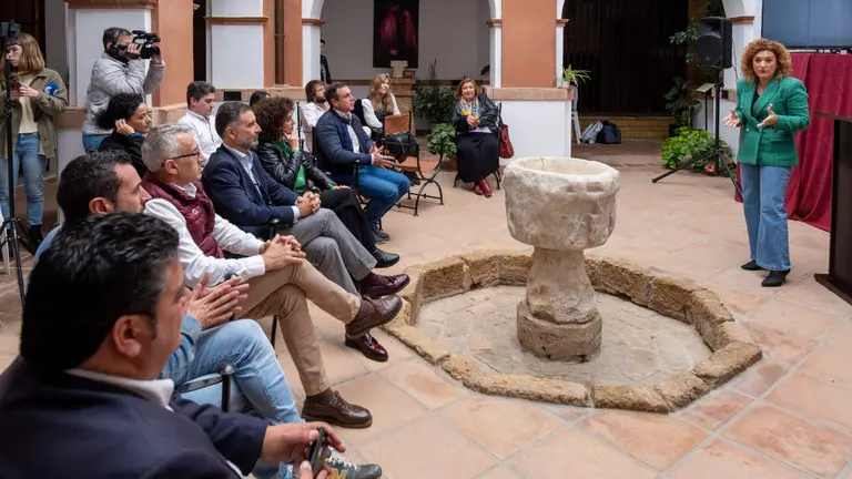 Limón explica el plan de inversiones