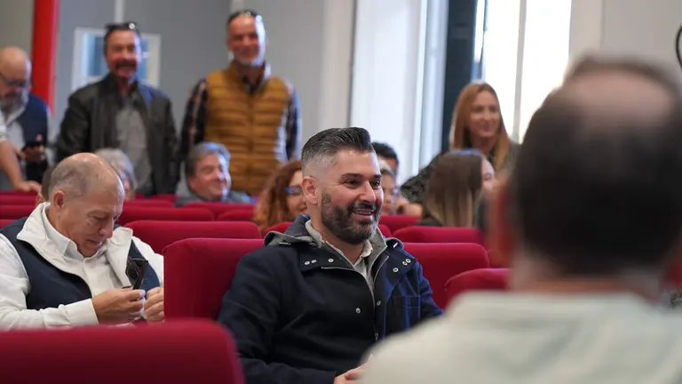 Avilés, en el acto de presentación carnavalero