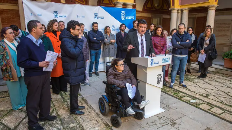 Conmemoración con el respaldo municipal