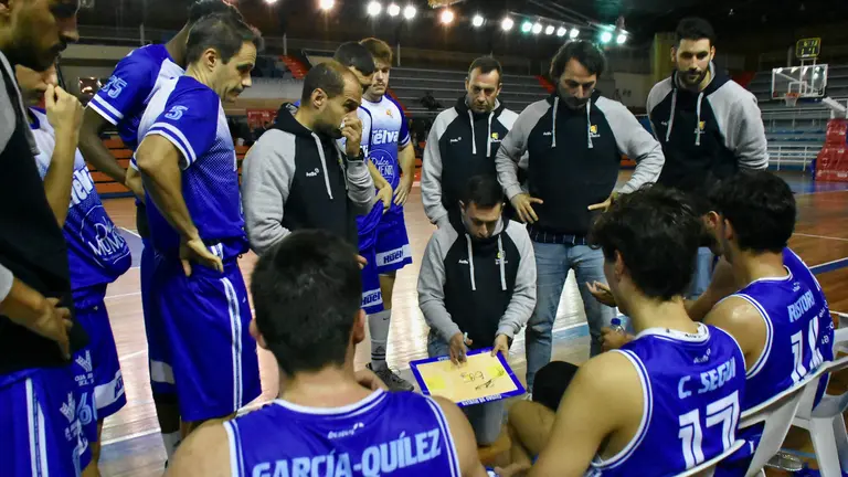 Un tiempo muerto pedido por el Ciudad de Huelva.