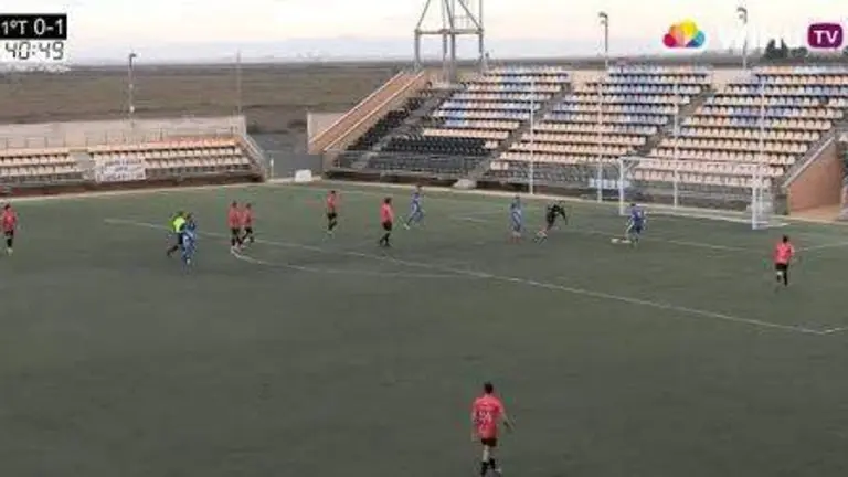 El Canela en acción.