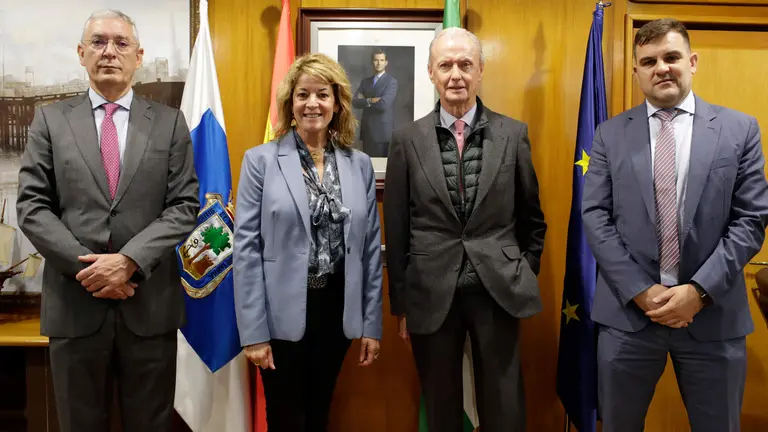 Visita Amper al Puerto de Huelva