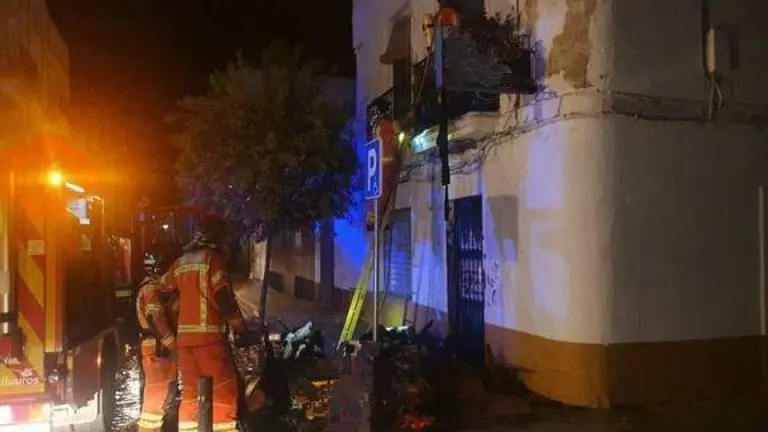 Intervención de Bomberos en un incendio