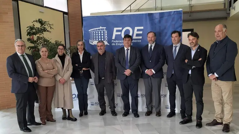 Participantes en el acto inaugural