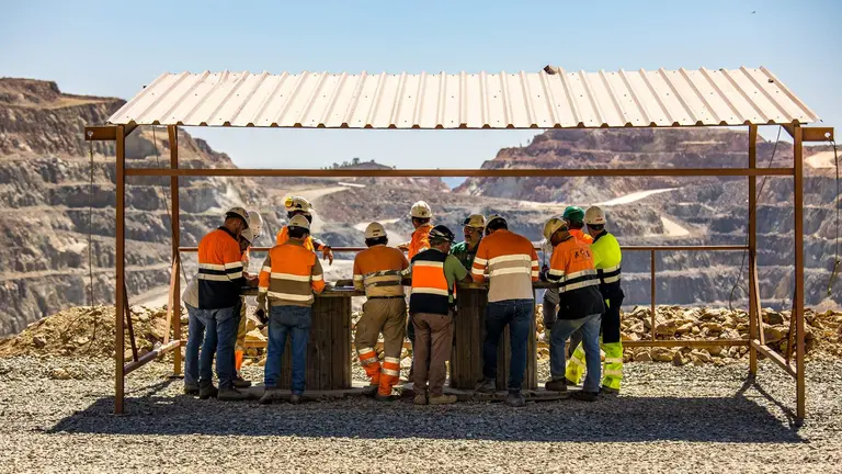 Panor&aacute;mica de la explotaci&oacute;n minera