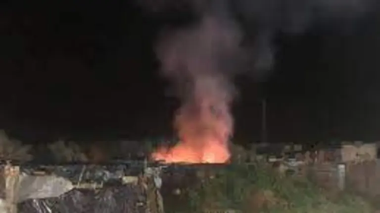 Imagen de un incendio en el lugar afectado