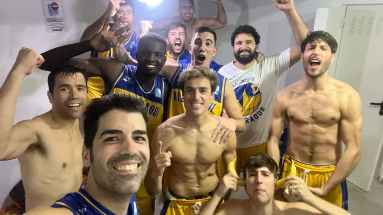 El Aljaraque tras ganar hoy.