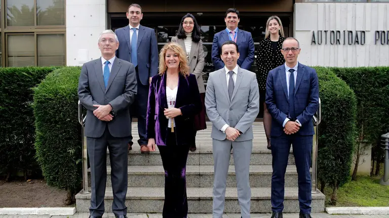 Visita al Puerto de Huelva de la delegaci&oacute;n marroqu&iacute;