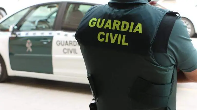 Agentes de la Guardia Civil desplegados