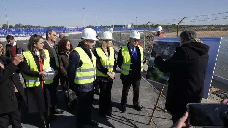 Primera piedra rampa Ro Ro