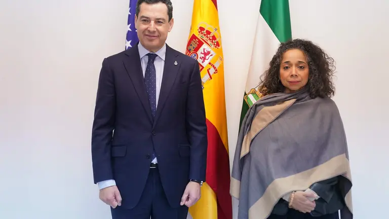 Encuentro entre Juanma Moreno y la Embajadora de los USA