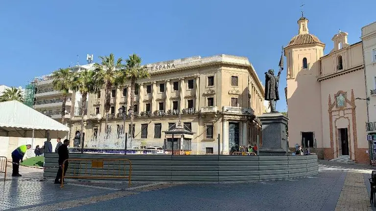 Vallado Fuente PLaza Monjas