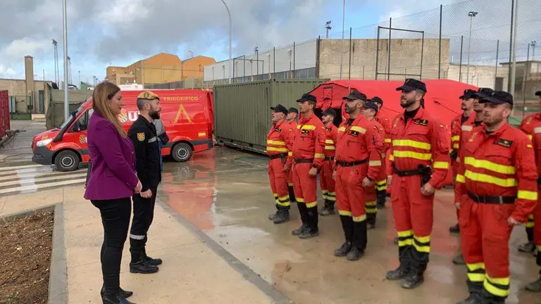 La UME, en Valverde del Camino, donde se encuentra de maniobras militares