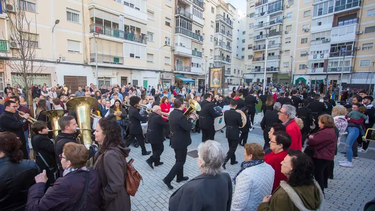 El barrio se volc&oacute; en la reinauguraci&oacute;n de la plaza