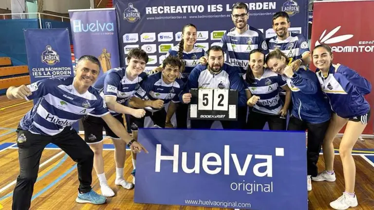 El IES La Orden celebrando su triunfo más onubense.