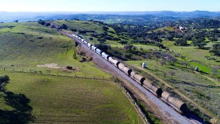 Convoy con mercanc&iacute;as peligrosas