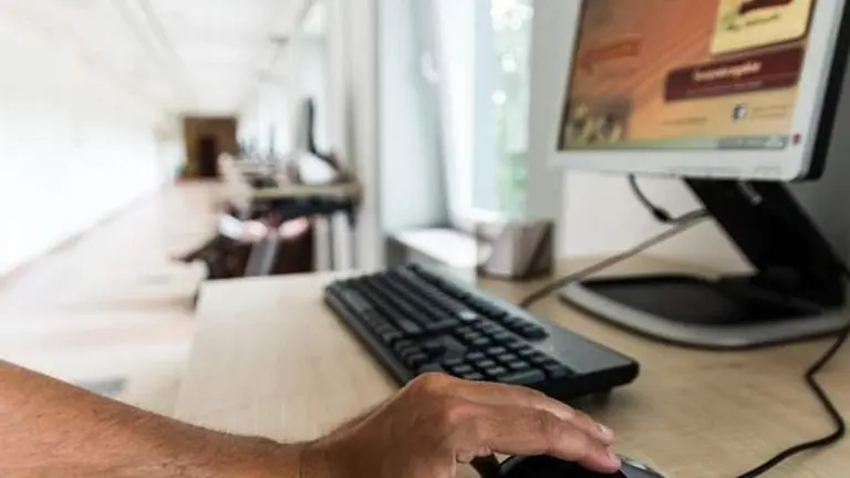 phpKglMpi64141b9464f01