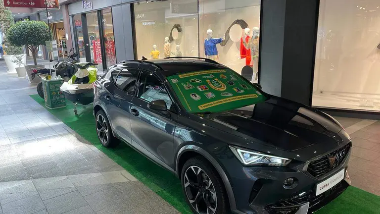 Parte de los premios expuestos en Holea