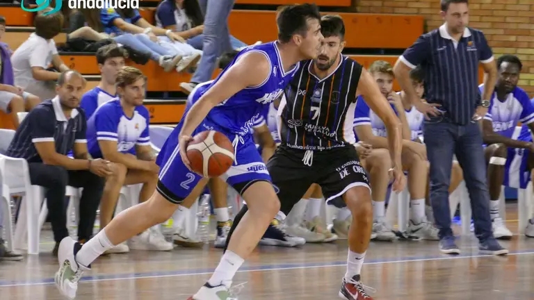 Quilez en un Ciudad de Huelva-Enrique Benítez.