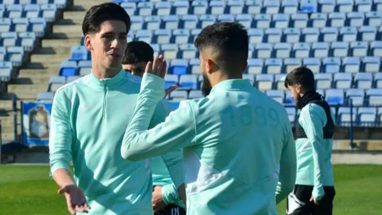 Trapero en un entrenamiento del Recre.