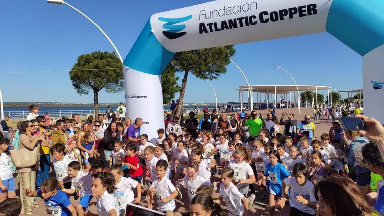 Salida de la carrera solidaria