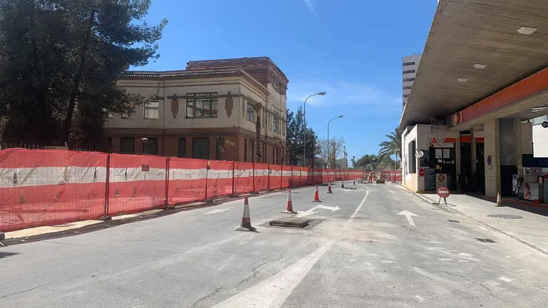 Calle Ángel Muriel, que conecta la Avenida de Italia con el Ensanche