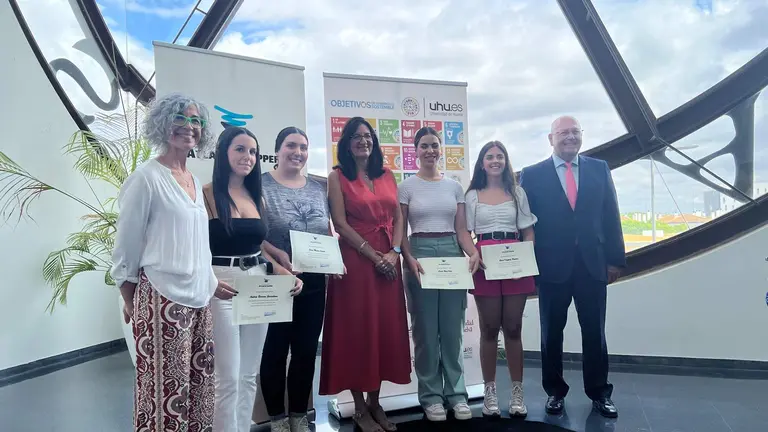 Foto entrega Becas 2022