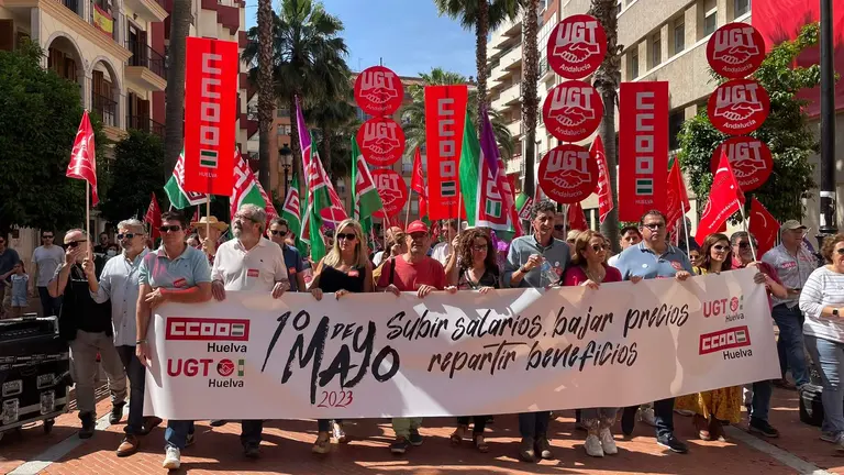Inicio de la marcha encabezada por CC OO y UGT