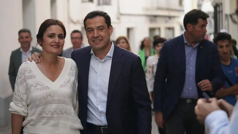 Moreno, junto a la candidata moguereña