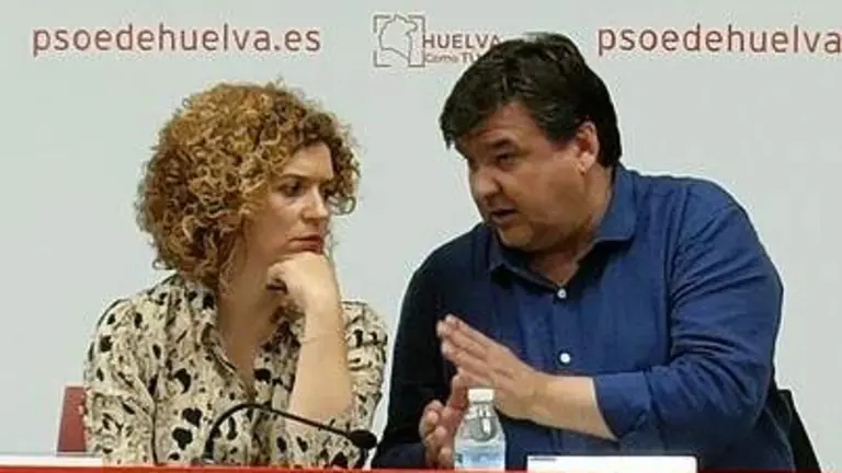 Limón y Cruz en la reunión socialista