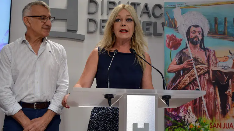 Presentaci&oacute;n fiestas patronales 2023 en la Diputaci&oacute;n por la alcaldesa en funciones, Roc&iacute;o C&aacute;rdenas