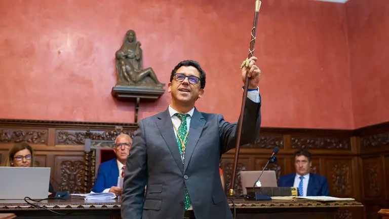 Alberto Fern&aacute;ndez