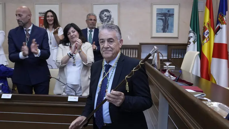 Francisco Bella, en el acto de investidura